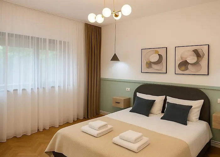 Emerald Escape - Near Cismigiu Park Βουκουρέστι