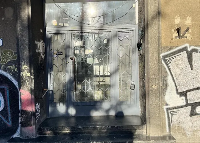 Emerald Escape - Near Cismigiu Park アパート ブカレスト