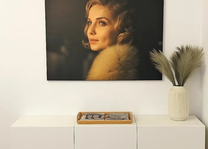 Emerald Escape - Near Cismigiu Park Apartment Bucharest